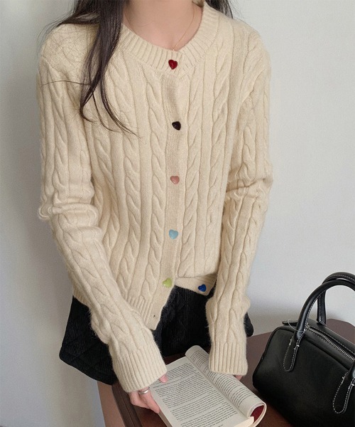 Miniministore(ミニミニストア)の「ケーブルニットカーディガン 前開きニット(ニット/セーター・レディース・ダークグレー/ベージュ/ラベンダー/ピンク/ワインレッド/ブラック・FREE)」の12枚目の写真