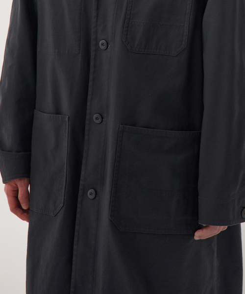 MUSINSA STANDARD（ムシンサスタンダード）の「バックサテンショップコート [ダークグレー]（トレンチコート・メンズ・その他・MEDIUM/LARGE/X-LARGE）」の5枚目の写真