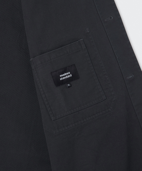 MUSINSA STANDARD（ムシンサスタンダード）の「バックサテンショップコート [ダークグレー]（トレンチコート・メンズ・その他・MEDIUM/LARGE/X-LARGE）」の8枚目の写真