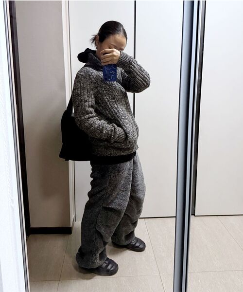 MUSINSA STANDARD WOMAN（ムシンサスタンダードウーマン）の「ウィメンズシャギーフリースワイドラウンジパンツ[チャコールグレー]（その他パンツ・レディース・その他・SMALL/MEDIUM/LARGE/X-SMALL）」の10枚目の写真