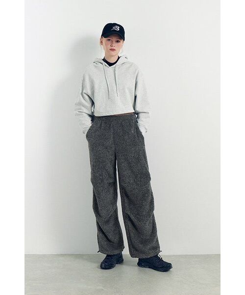 MUSINSA STANDARD WOMAN（ムシンサスタンダードウーマン）の「ウィメンズシャギーフリースワイドラウンジパンツ[チャコールグレー]（その他パンツ・レディース・その他・SMALL/MEDIUM/LARGE/X-SMALL）」の12枚目の写真