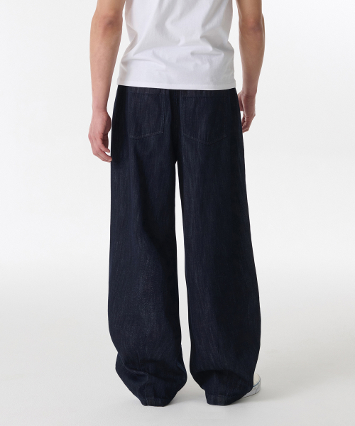 MUSINSA STANDARD（ムシンサスタンダード）の「リネンライクバルーンデニムパンツ[ディープインディゴ]（デニムパンツ・メンズ・その他・26/28/30/32/34/36/38/40/42）」の2枚目の写真