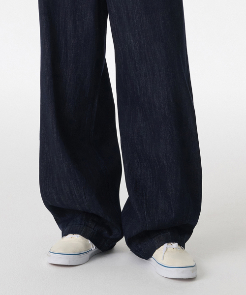 MUSINSA STANDARD（ムシンサスタンダード）の「リネンライクバルーンデニムパンツ[ディープインディゴ]（デニムパンツ・メンズ・その他・26/28/30/32/34/36/38/40/42）」の6枚目の写真