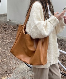 大容量 ショルダーバッグ
