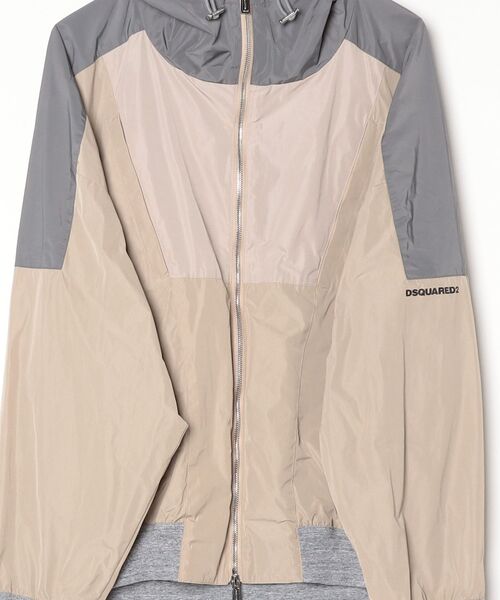 DSQUARED2（ディースクエアード）の「Nylon Hooded Bomber/0252（ナイロンジャケット・メンズ・ベージュ・46）」の4枚目の写真