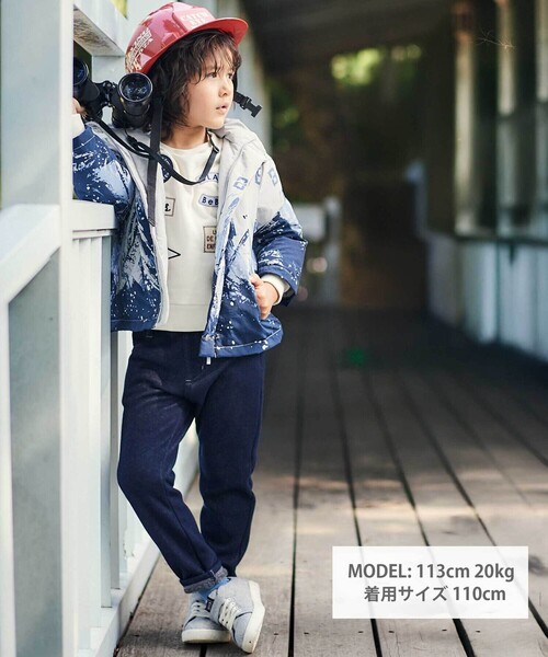 BeBe(ベベ)の「デニムムートン裏ファーストレートロングパンツ(デニムパンツ・キッズ・ネイビー/ブラック・120cm/110cm/150cm/130cm/140cm)」の3枚目の写真