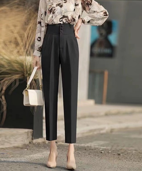 SallyLunn（サリーラン）の「ハイウエストテーパードパンツ（その他パンツ・レディース・アイボリー/ブラック・MEDIUM/LARGE）」の2枚目の写真