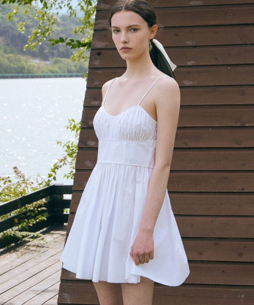 LADY VOLUME(レディーボリューム)の「クラシックフレアミニドレス (ホワイト)(ワンピース・レディース・その他・SMALL/MEDIUM)」の1枚目の写真