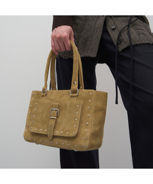 LCDC TM(エルシーディーシーティーエム)の「SUEDE STUD TOTE BAG(トートバッグ・レディース・ブラウン/ベージュ・OS)」の3枚目の写真