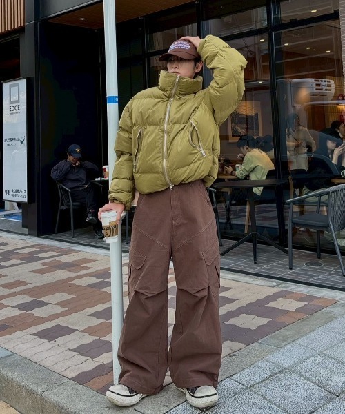 Chikashitsu +（チカシツプラス）の「【Chikashitsu +】rib cotton curve cargo pants / 【チカシツプラス】リブコットンカーブカーゴパンツ（カーゴパンツ・メンズ・ブラック/カーキ/ブラウン・M）」の7枚目の写真