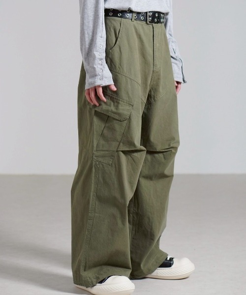 Chikashitsu +（チカシツプラス）の「【Chikashitsu +】rib cotton curve cargo pants / 【チカシツプラス】リブコットンカーブカーゴパンツ（カーゴパンツ・メンズ・ブラック/カーキ/ブラウン・M）」の18枚目の写真