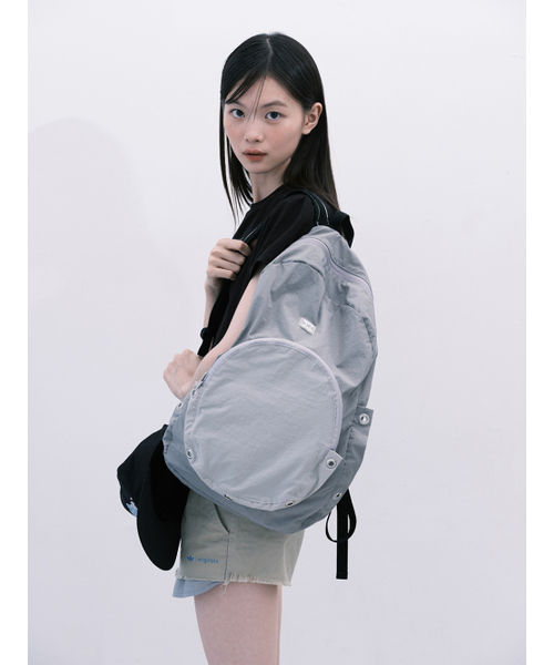 MUWM(ムウム)の「ネストナイロンアイレットバックパック Nest Backpack (Gray)(バックパック/リュック・レディース・その他・FREE)」の1枚目の写真