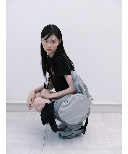 MUWM(ムウム)の「ネストナイロンアイレットバックパック Nest Backpack (Gray)(バックパック/リュック・レディース・その他・FREE)」の5枚目の写真