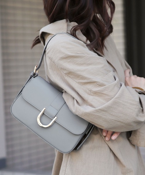 florist（フローリスト）の「【新色】2way/3way ホースシューエナメル/シュリンクレザーハンドバッグ/ショルダーバッグ（ハンドバッグ・レディース・ピンク系1/ブラック系1/グレー系1/ブラック系2/ブラウン系1/ホワイト系1/ダークブラウン系1/レッド系2・FREE）」の4枚目の写真