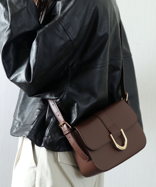 florist（フローリスト）の「【新色】2way/3way ホースシューエナメル/シュリンクレザーハンドバッグ/ショルダーバッグ（ハンドバッグ・レディース・ピンク系1/ブラック系1/グレー系1/ブラック系2/ブラウン系1/ホワイト系1/ダークブラウン系1/レッド系2・FREE）」の5枚目の写真