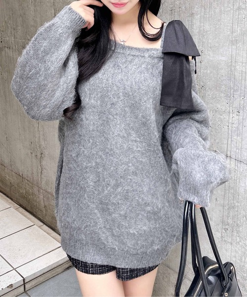 INGNI（イング）の「肩リボンワンショルシャギーチュニックニット（チュニック・レディース・アイボリー系3/チャコールグレー×ブラック/ワイン系4/ブルー系2・M）」の8枚目の写真