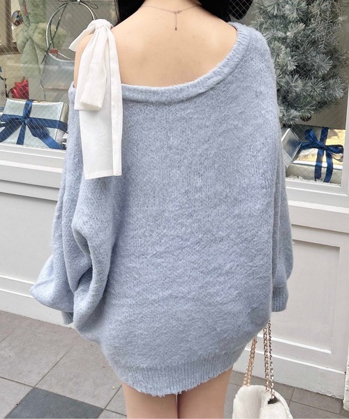 INGNI（イング）の「肩リボンワンショルシャギーチュニックニット（チュニック・レディース・アイボリー系3/チャコールグレー×ブラック/ワイン系4/ブルー系2・M）」の22枚目の写真