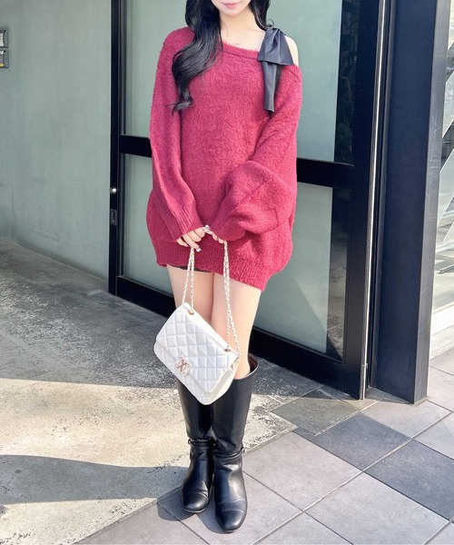 INGNI（イング）の「肩リボンワンショルシャギーチュニックニット（チュニック・レディース・アイボリー系3/チャコールグレー×ブラック/ワイン系4/ブルー系2・M）」の6枚目の写真