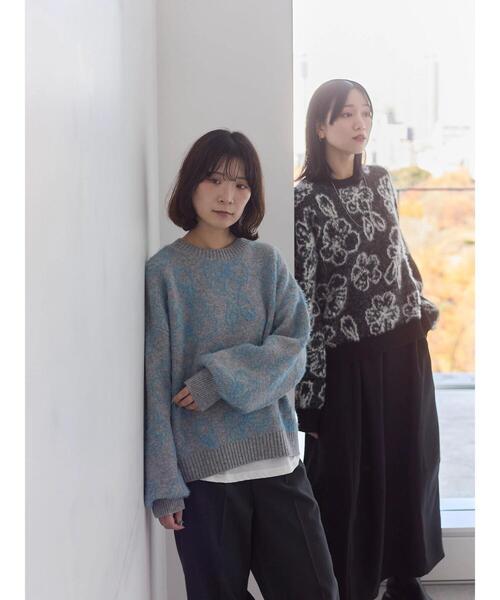 Samansa Mos2 blue（サマンサモスモスブルー）の「花柄シャギーニットプルオーバー（ニット/セーター・レディース・ブラック/オフホワイト/グレー・F）」の17枚目の写真