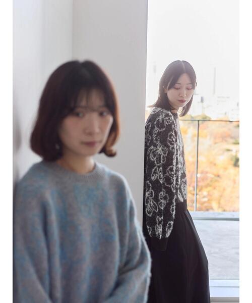 Samansa Mos2 blue（サマンサモスモスブルー）の「花柄シャギーニットプルオーバー（ニット/セーター・レディース・ブラック/オフホワイト/グレー・F）」の18枚目の写真