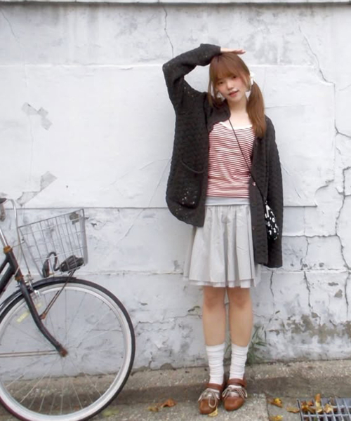 FORRR(フォルンルン)の「Lace Strap Maryjane - 4Color(スニーカー・レディース・ブラウン/シルバー/ブラック/ダークブラウン・23cm/24cm/25cm)」の6枚目の写真