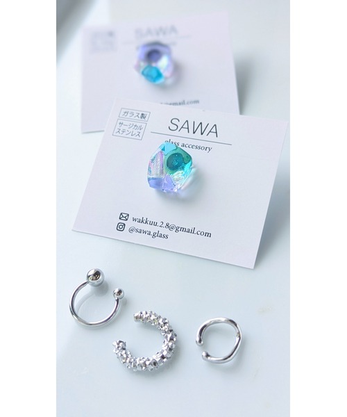 tone(トーン)の「【sawa】多角形片耳イヤリング(MA)(イヤリング・レディース・ブルー系その他・FREE)」の3枚目の写真
