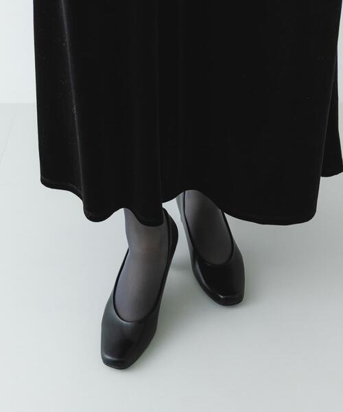 RODE SKO(ロデスコ)の「『MADE IN JAPAN』シンプルヒールパンプス(パンプス・レディース・ライトベージュ/ブラック・38/36/37)」の3枚目の写真