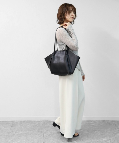 THE CELL.（ザセルドット）の「エコレザートートバッグ ミニポーチ付き　ECO LEATHER TOTE BAG（トートバッグ・レディース・ベージュ/ブラック/ブラウン・FREE）」の17枚目の写真