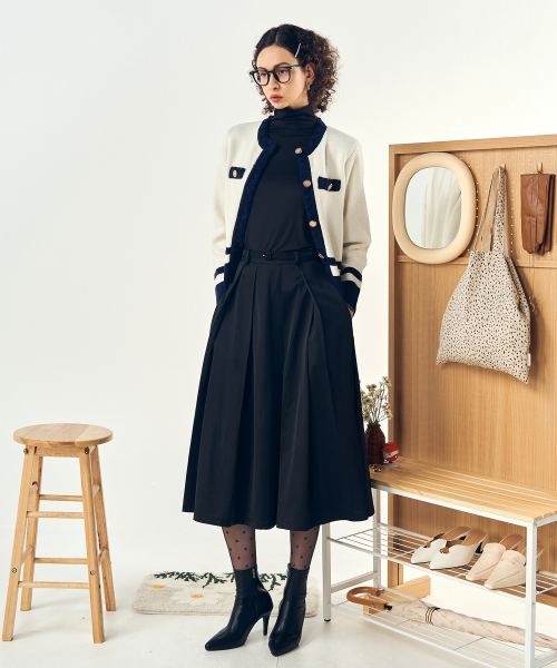 DE PERI MERA(ペリー メラ)の「シャティン Aラインベルトセットスカート (ブラック)(スカート・レディース・その他・SMALL/MEDIUM)」の4枚目の写真