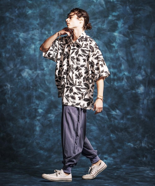 Jih Nunc（ジーヌンク）の「mhs2494-ワントーンフラワープリントシャツ(JIH-R1164)（シャツ/ブラウス・メンズ・ホワイト/カーキ/グレー・L/M/S）」の13枚目の写真