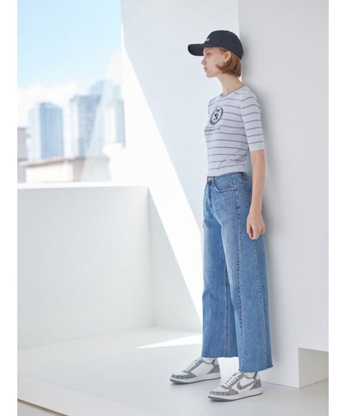 AYIHOLIC CASHMERE(アイホリックカシミア)の「アイフリー ワイドデニム(デニムパンツ・レディース・その他・M/S)」の2枚目の写真