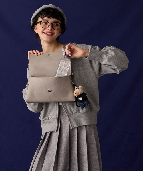BONLECILL Marche(ボンルシールマルシェ)の「【BONLECILL Marche】2wayフラップショルダーバッグ/ボディバッグ(ショルダーバッグ・レディース・アイボリー/ブラック/キャメル/グレー・FREE)」の19枚目の写真