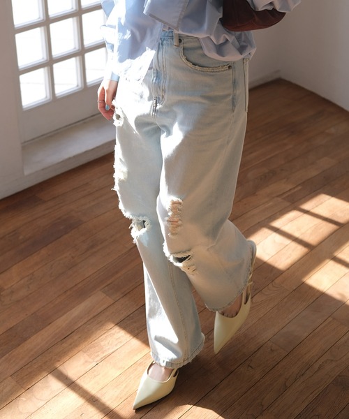 AKTE（アクテ）の「リップドデニムパンツ（デニムパンツ・レディース・ライトブルー・2T/2/1）」の22枚目の写真