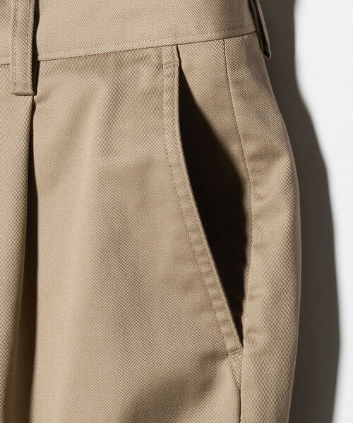 green label relaxing（グリーンレーベルリラクシング）の「コットン ポリウレタン 1アウトプリーツ チノパンツ スラックス（スラックス・メンズ・オフホワイト/ベージュ・L/M/XL/S）」の11枚目の写真