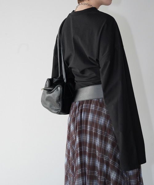 chuclla(チュクラ)の「ウエストシェイプ ワイドスリーブトップス chw26s060(Tシャツ/カットソー・レディース・ホワイト/ブラック・FREE)」の13枚目の写真