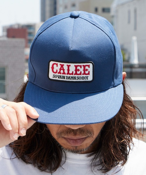 CALEE(キャリー)の「CALEE/キャリー WAPPEN CAP フラットバイザー ツイルコットン キャップ 2026年 夏 夏服(キャップ・メンズ・ブラック/ネイビー・FREE)」の1枚目の写真