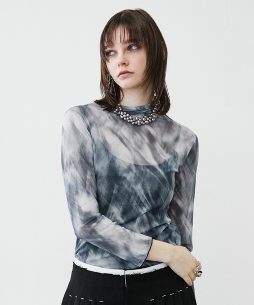 MONOe（モノエ）の「【ロングシーズン活躍】アソート柄ハイネックシアートップス（シャツ/ブラウス・レディース・ブルー/グレー/ブラック・FREE）」の10枚目の写真