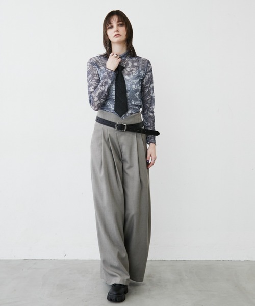 MONOe（モノエ）の「【ロングシーズン活躍】アソート柄ハイネックシアートップス（シャツ/ブラウス・レディース・ブルー/グレー/ブラック・FREE）」の6枚目の写真
