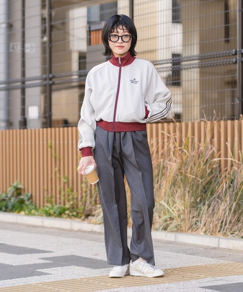 CONVERSE(コンバース)の「【CONVERSE/コンバース】【最旬トラックジャケット】ラインスリーブジャケット トリコット素材 スポーツMIX(ジャージ・レディース・ブラック/アイボリー/ブルー/グレー・LARGE/MEDIUM)」の18枚目の写真