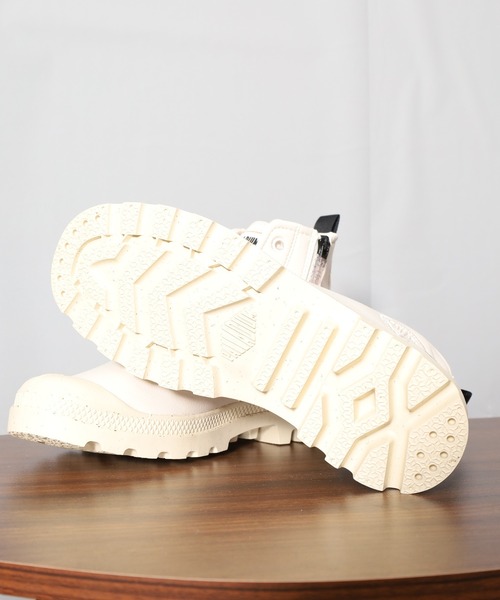 PALLADIUM（パラディウム）の「PAMPA HI RE-VEGN LTH パンパ ハイ リビーガン ブーツ（ブーツ・メンズ・ブラック/ホワイト・23.5cm/24cm/24.5cm/25cm/25.5cm/26.5cm/27cm/27.5cm/28cm/29cm/22.5cm）」の16枚目の写真