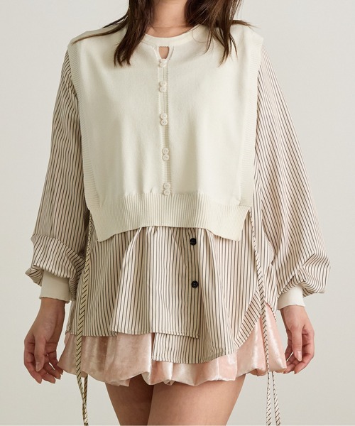 Siel(シエル)の「ボタン付きニットベスト シャツドッキングトップス(シャツ/ブラウス・レディース・ホワイト/ブラウン/ブラック・FREE)」の1枚目の写真