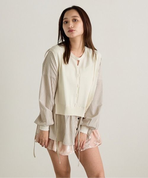 Siel(シエル)の「ボタン付きニットベスト シャツドッキングトップス(シャツ/ブラウス・レディース・ホワイト/ブラウン/ブラック・FREE)」の5枚目の写真