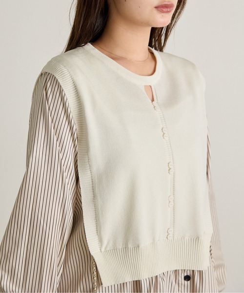 Siel(シエル)の「ボタン付きニットベスト シャツドッキングトップス(シャツ/ブラウス・レディース・ホワイト/ブラウン/ブラック・FREE)」の10枚目の写真