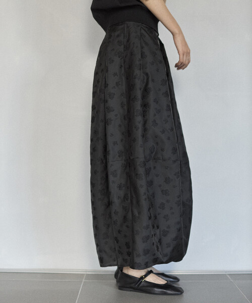 Firsthand（ファーストハンド）の「Firsthand/ファーストハンド フラワー シアージャガード コクーン スカート（スカート・レディース・その他/ブラック・MEDIUM/SMALL）」の7枚目の写真