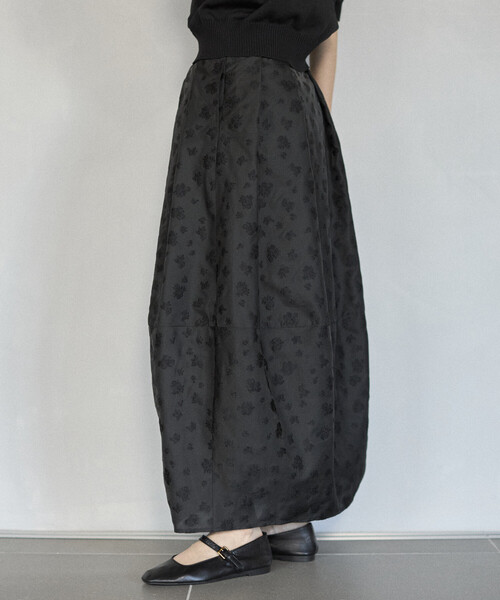 Firsthand（ファーストハンド）の「Firsthand/ファーストハンド フラワー シアージャガード コクーン スカート（スカート・レディース・その他/ブラック・MEDIUM/SMALL）」の10枚目の写真