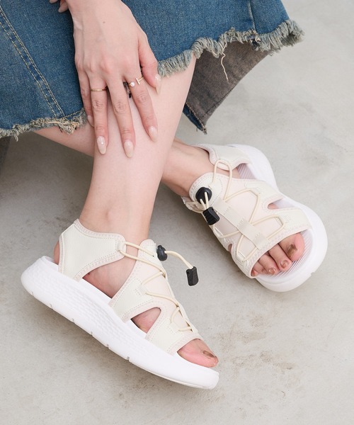 U.S. POLO ASSN.(ユーエスポロアッスン)の「【U.S. POLO ASSN.】ボリュームソール ワンポイント サンダル(サンダル・レディース・ブラック/ライトベージュ・22.5cm/23cm/23.5cm/24cm/24.5cm/25cm/25.5cm)」の3枚目の写真