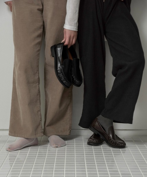 lawgy(ラウジー)の「gathered toe accent loafer / ギャザードトゥアクセントローファー(ローファー・レディース・ブラウン/ブラック・SMALL/MEDIUM/LARGE)」の6枚目の写真