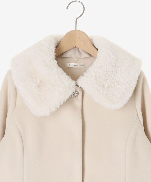 MAJESTIC LEGON(マジェスティックレゴン)の「マルチWAYファー×ビジューコート(その他アウター・レディース・アイボリー・MEDIUM)」の13枚目の写真