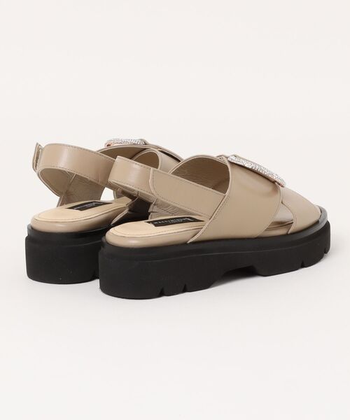 MACKINTOSH LONDON(マッキントッシュ ロンドン)の「トラックソールビジューモチーフサンダル(サンダル・レディース・ブラック/サンドベージュ・L(24.5cm)/M(23.5cm)/S(22.5cm))」の3枚目の写真