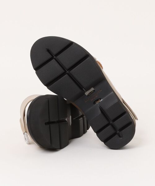 MACKINTOSH LONDON(マッキントッシュ ロンドン)の「トラックソールビジューモチーフサンダル(サンダル・レディース・ブラック/サンドベージュ・L(24.5cm)/M(23.5cm)/S(22.5cm))」の4枚目の写真